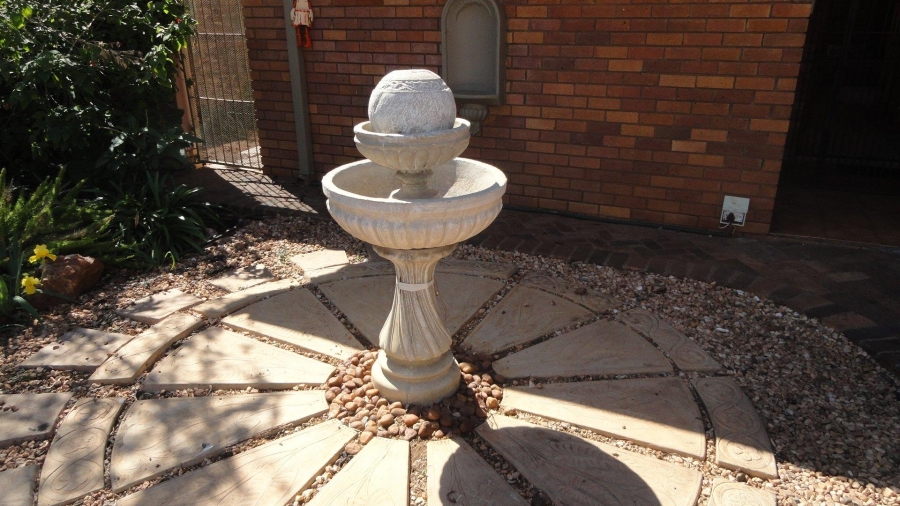 4 Bedroom Property for Sale in Potchefstroom North West